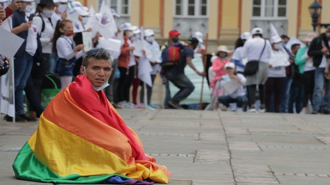 Más de 2000 ex combatientes participaron de las muestras artísticas en la Plaza de Bolívar