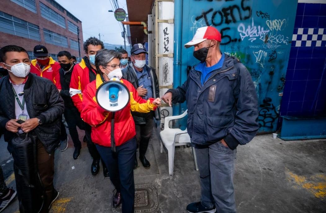 La alcaldesa Claudia López recorrió la localidad de Ciudad Bolívar