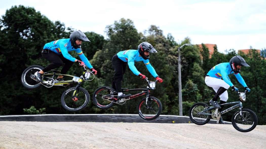 Equipo de BMX