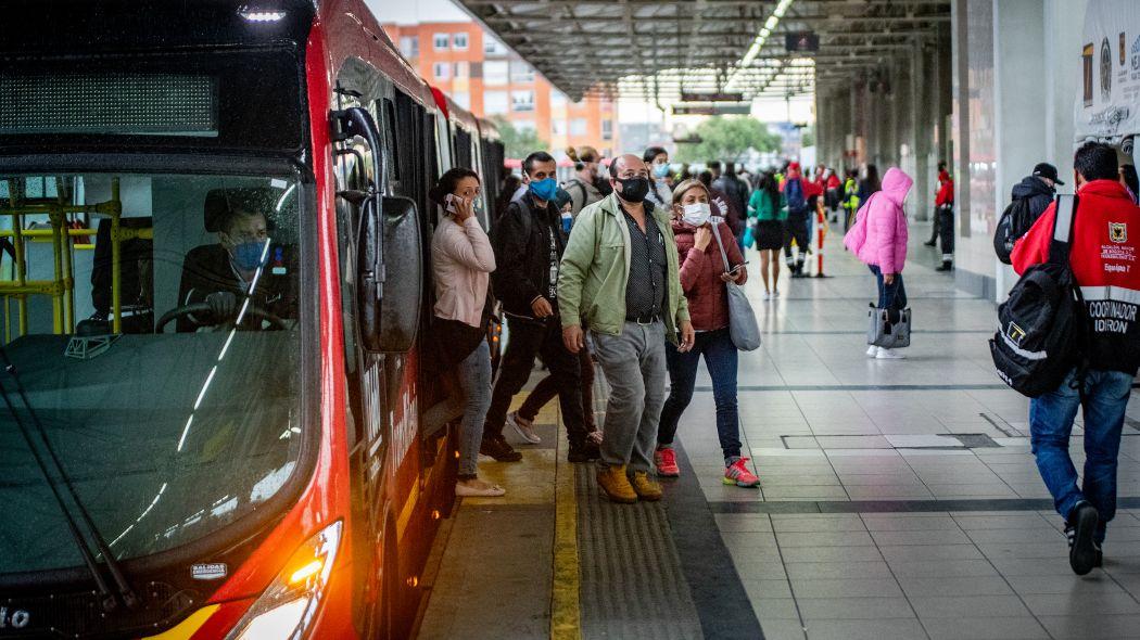 Portal El Dorado, TransMilenio.