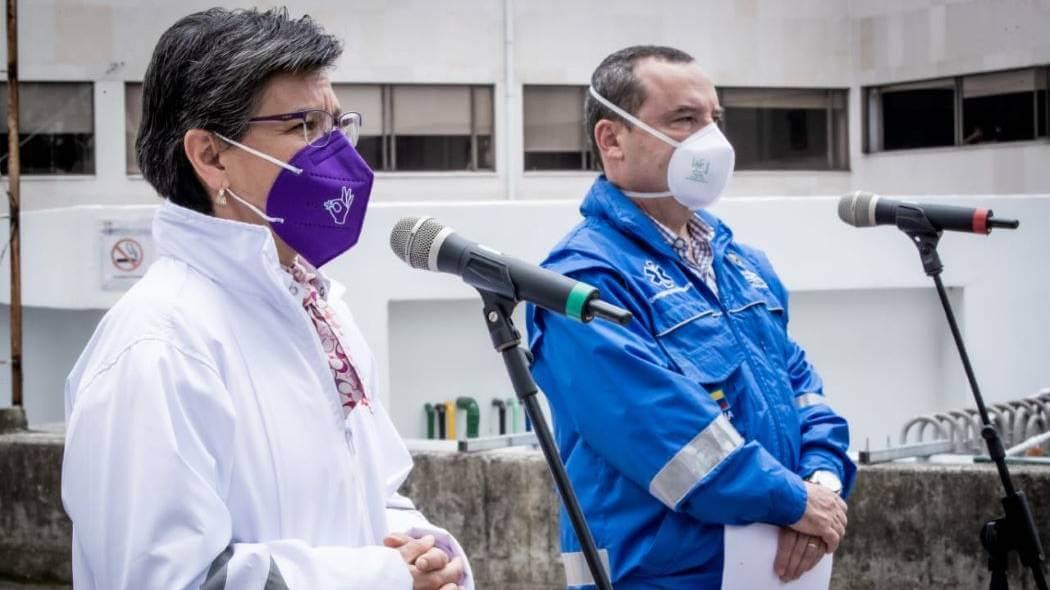 Imagen del secretario de salud y de la Alcaldesa.