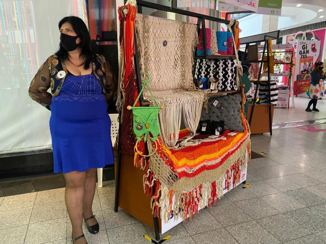 Mujeres emprendedoras también participaron de la reactivación económica de la ciudad. Foto. Secretaría de Desarrollo Económico.