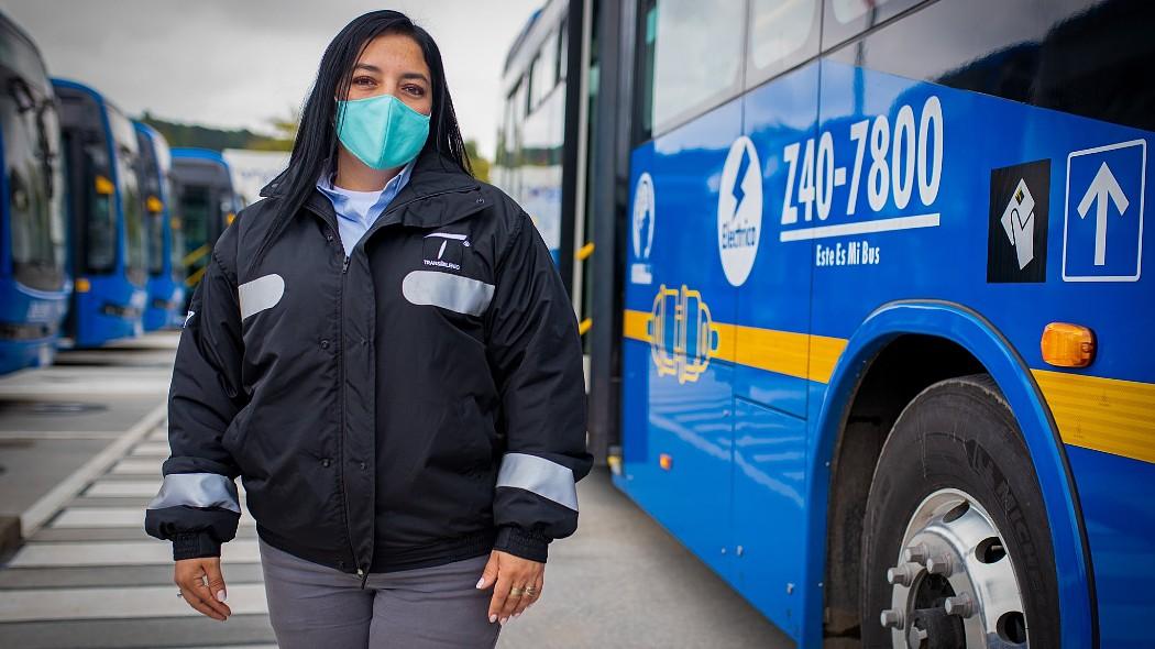 Mujer conductora.