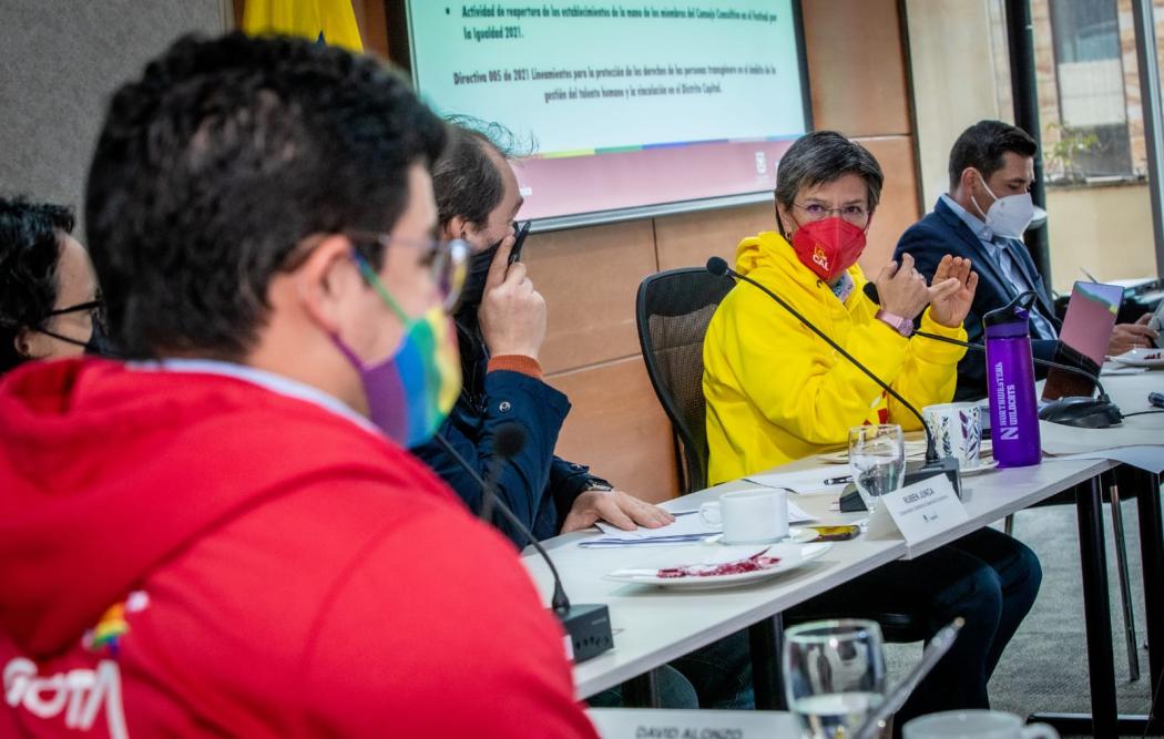 La alcaldesa Claudia López en el Consejo Consultivo LGBTI que realizó su segunda sesión del año. Foto. Alcaldía.