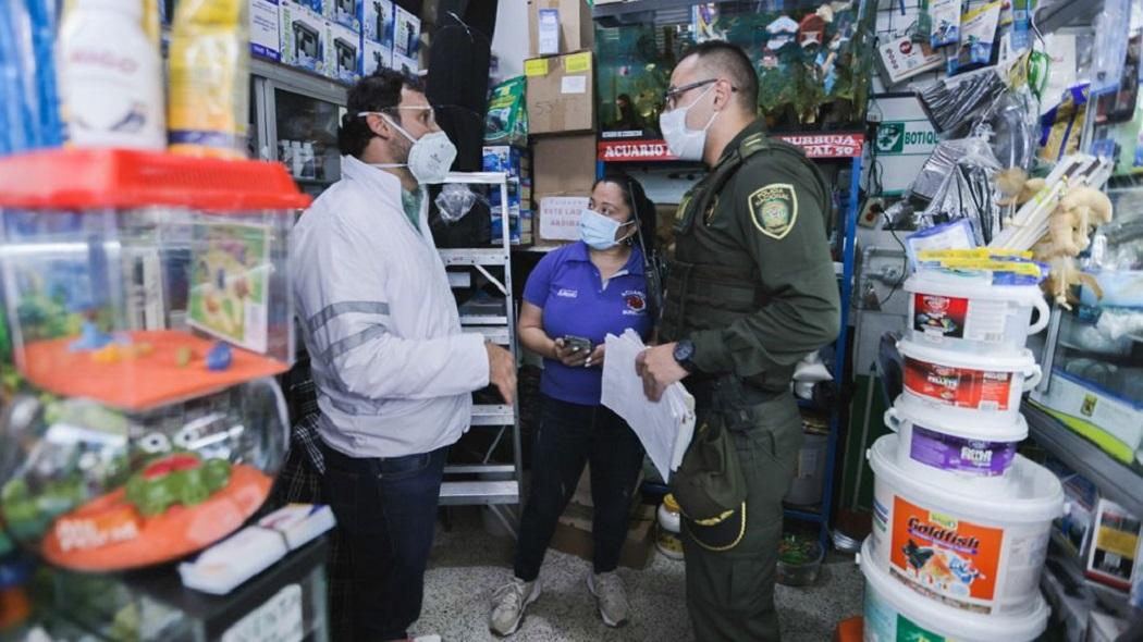 Las denuncias por la comercialización de animales vivos en las Plazas de Mercado se podrán realizar en la línea 123 y en las Alcaldías Locales.