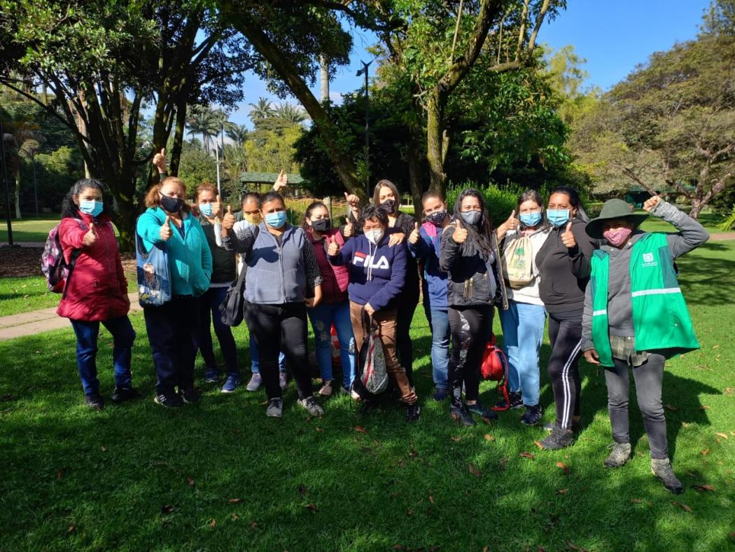 Las mujeres fueron seleccionada a partir de la Base Maestra de la Secretaría de Planeación, cruzando los proyectos del Jardín Botánico con el lugar de su residencia. Foto: Jardín Botánico