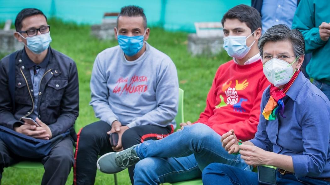 Alcaldesa en recorrido por centro LGBTI en Suba y primer bosque urbano 