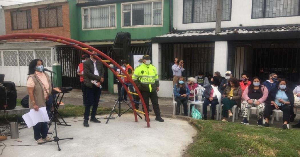 Melba Pineda líder de un frente de seguridad de Capellanía en Fontibón