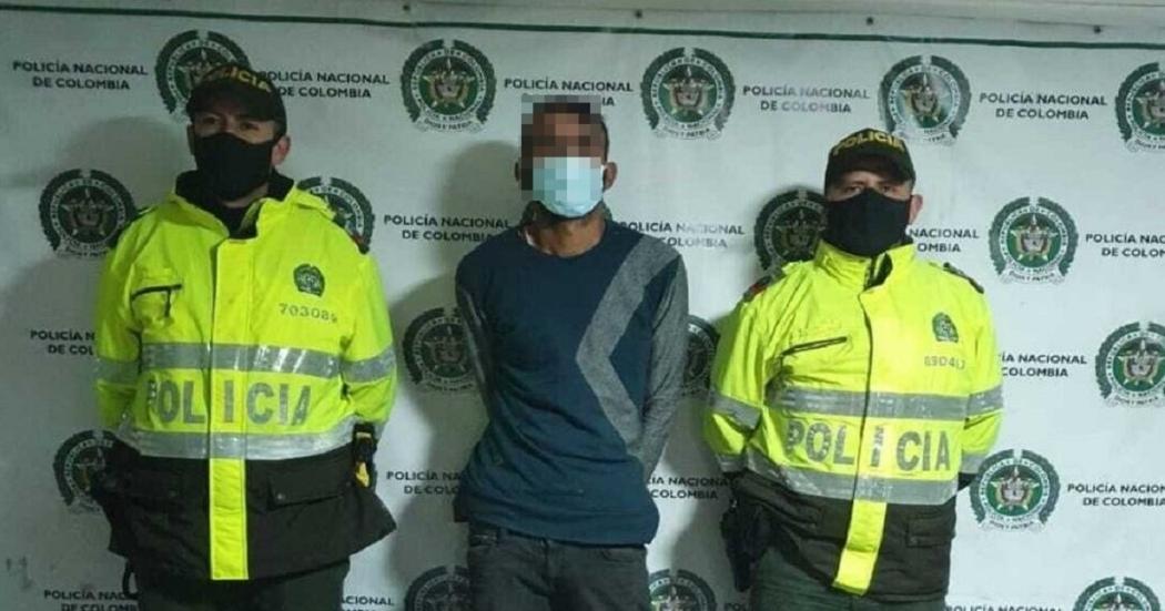 La Policía capturó a un hombre y recuperó un celular que había hurtado