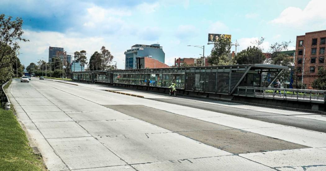 Cierre de carril en la Autopista norte entre calles 182 y 172, Bogotá