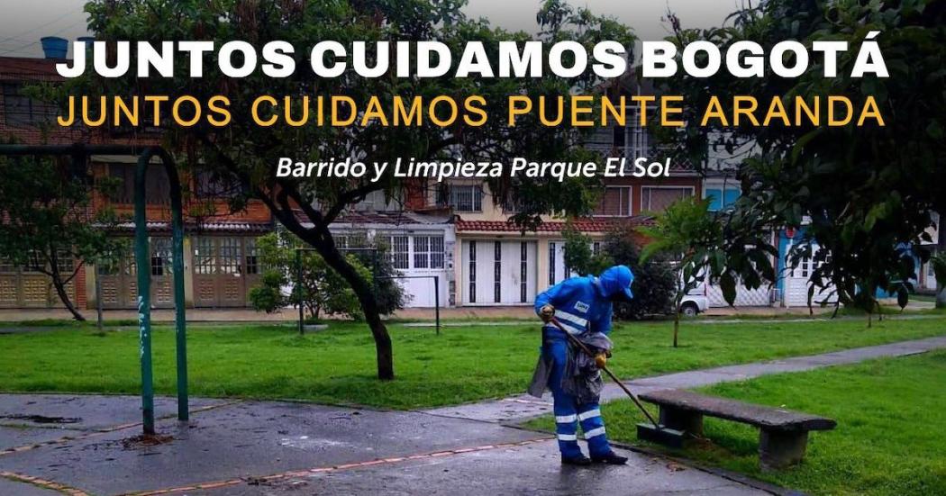 UAESP realiza labores de limpieza de parques en Puente Aranda. 