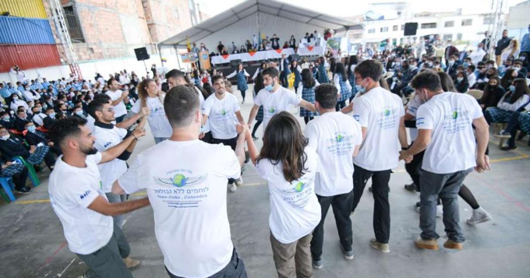 Proyecto 'Héroes por la vida' llegó al colegio Casa Blanca en Bogotá