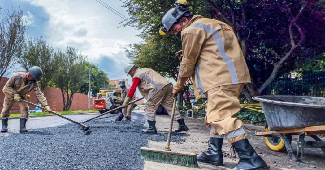 ¿Cómo reportar los huecos en Bogotá para que la Alcaldía los tape?