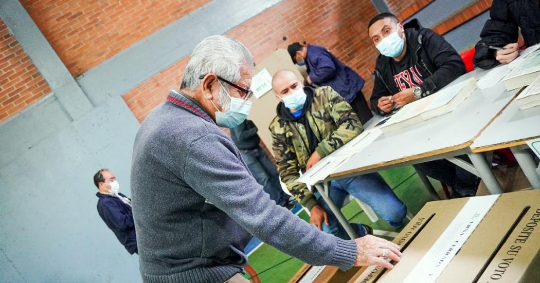 ¿A qué horas abrirán y cerrarán las urnas para votar las elecciones?