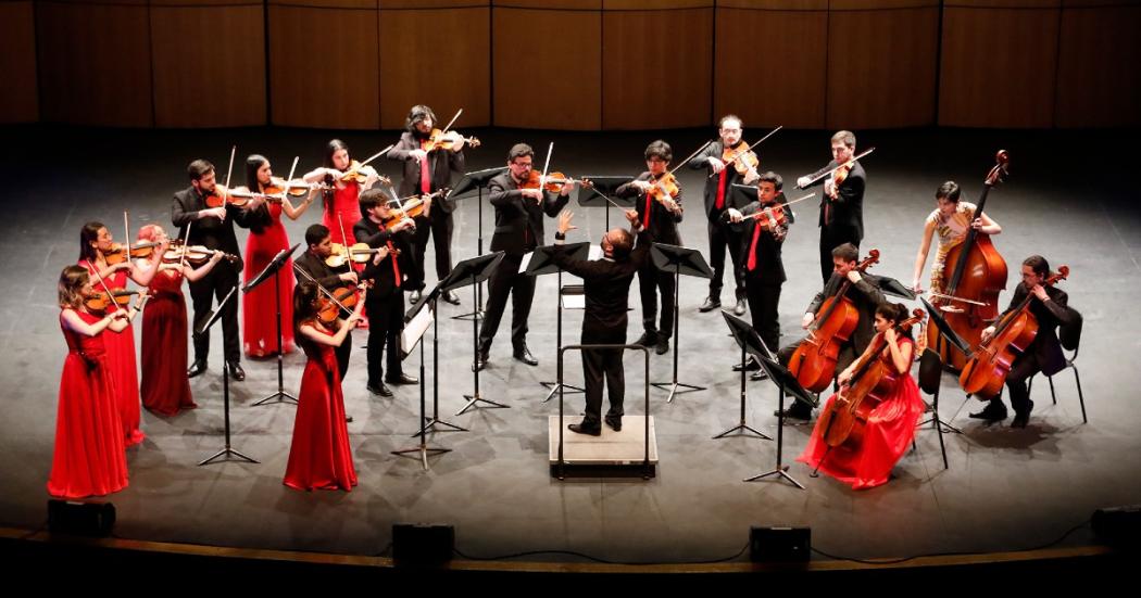 Orquesta Filarmónica Juvenil de Cámara en la iglesia de San Francisco