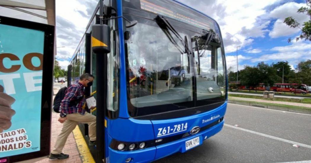 ¿Cómo puedo ver en tiempo real el recorrido de los buses del SITP?