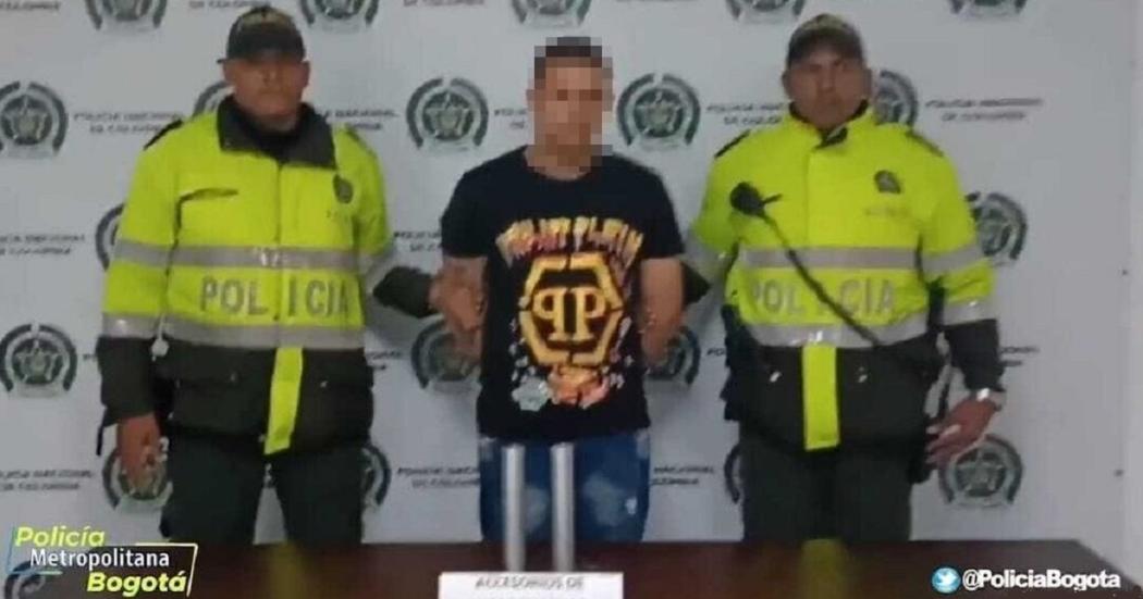 En Usaquén capturado un hombre con dos silenciadores de arma de fuego