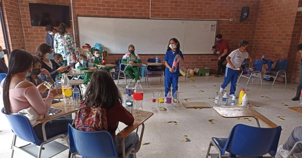 Conoce más sobre el programa 'Niñas y niños educan a los adultos'