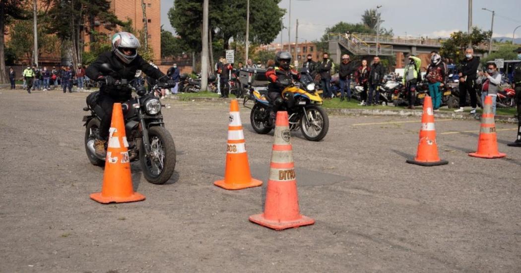 Curso gratuito para motociclistas en Bogotá: fechas para agosto