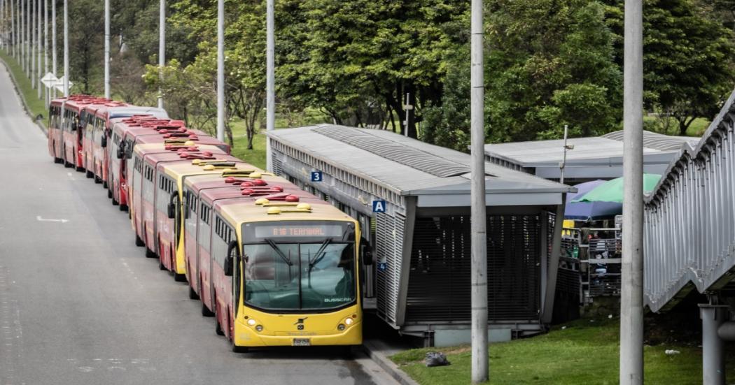 Cierre de calzada de TransMilenio de AutoNorte entre calles 102 y 103 B 