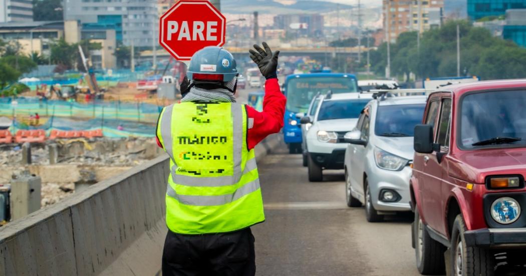 Cierre total en la av. calle 26 entre av. carrera 68 y carrera 66