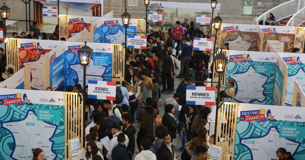 Cómo estudiar en Francia: requisitos, documentos, estudiantes y más