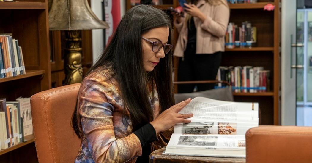 Bibliotecas del centro de Bogotá dónde puedo leer o alquilar un libro