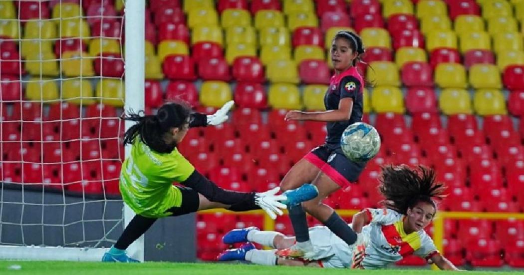 Distrito facilita entradas y logística de 1ra fecha de fútbol femenino