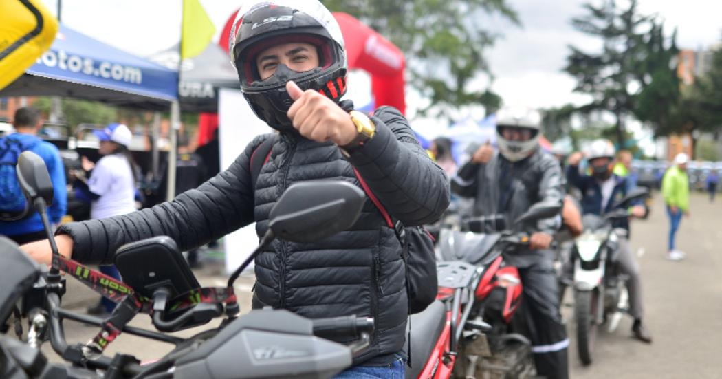 Cursos Teórico Prácticos de Conducción de Moto 2023 gratis en Bogotá