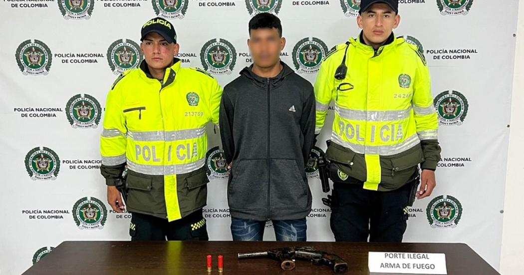 ¡No alcanzó a huir! Cayó hombre con escopeta y 2 cartuchos en Usaquén