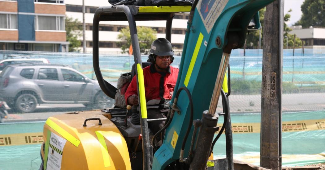 Cierre de carriles de la avenida calle 100 entre carreras 13 y 9a