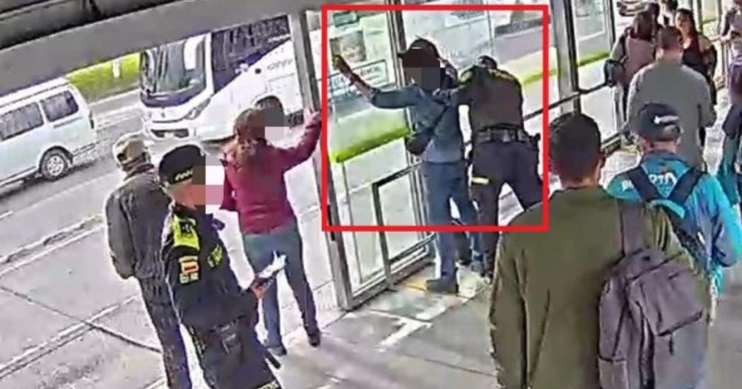 Policía incautó arma blanca a hombre en estación de TransMilenio