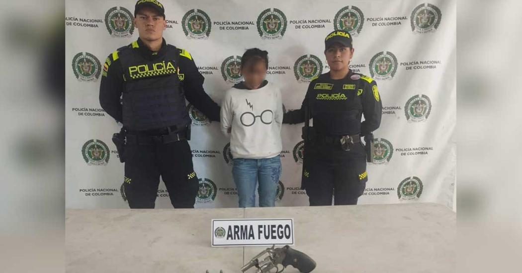 Policía capturó a una mujer armada en Tunjuelito ¡Iba con revólver!