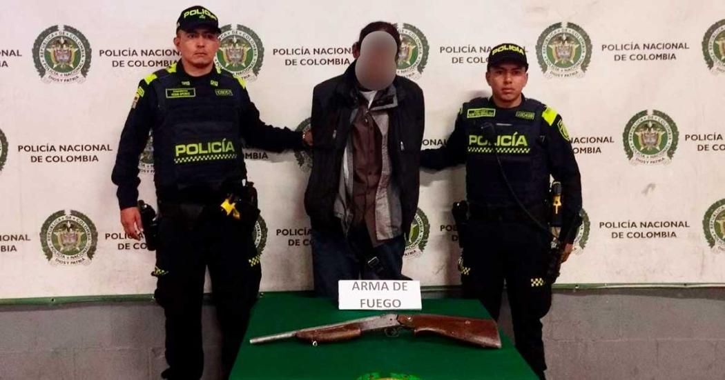 Capturado hombre que transportaba una escopeta en bolsas de basura en Santa Fe