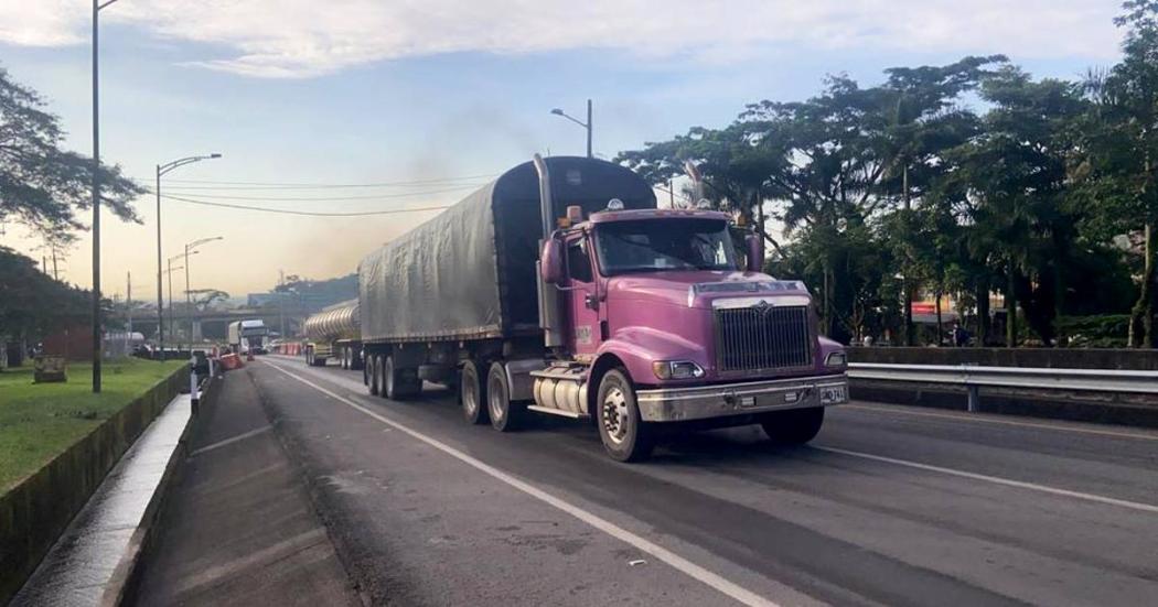 Habilitan paso vehículos de carga a vía el llano, restricciones y más