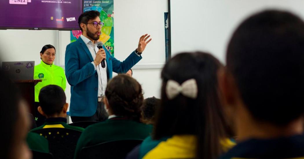 "Alerta en línea": nueva estrategia para prevenir ‘ciberdelitos’ en jóvenes 