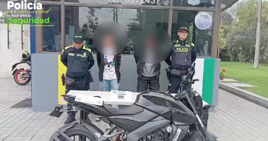 Policía capturó a dos hombre que intentaron hurtar un celular en Suba