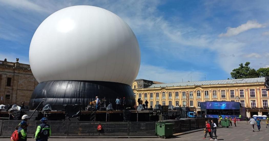 Para qué sirve el gigantesco globo que hay en la Plaza de Bolívar