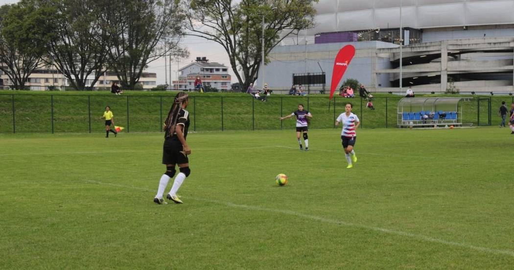  Escuelas de fútbol femenino del IDRD en Bogotá ¡Preinscríbete! 