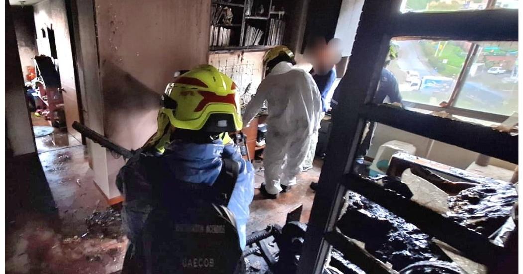 Controlan incendio en una vivienda en Usaquén ¡Dos gatos y un perro rescatados!