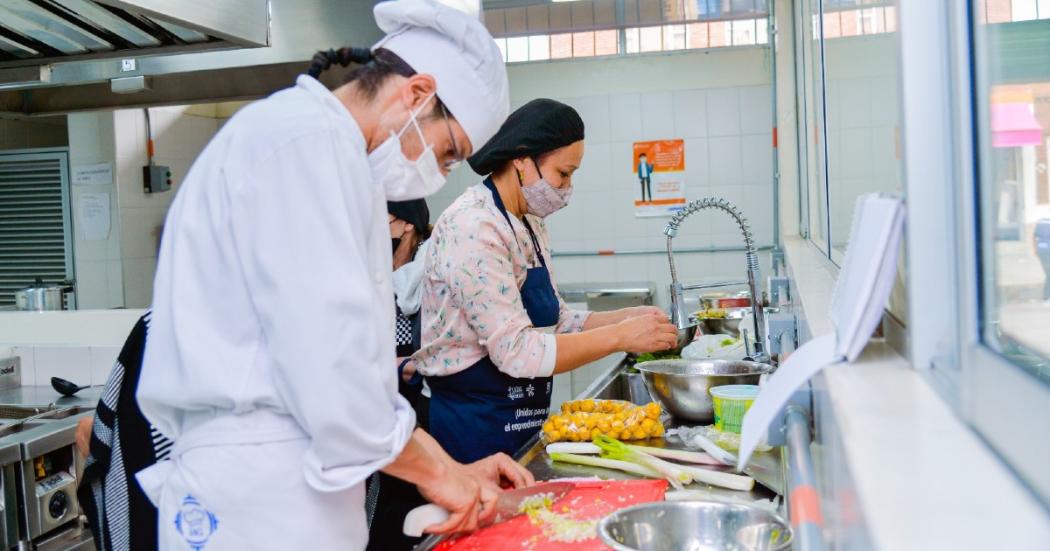 ¡Gratis! Curso de manipulación de alimentos en la plaza de mercado Las Cruces 