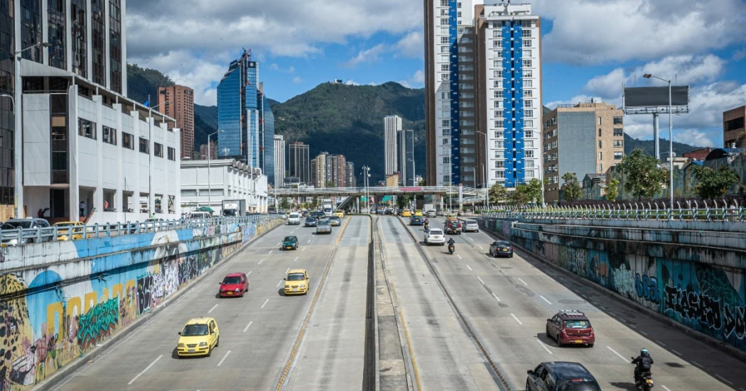 Pico y placa para vehículos particulares y taxis en Bogotá 18 de marzo