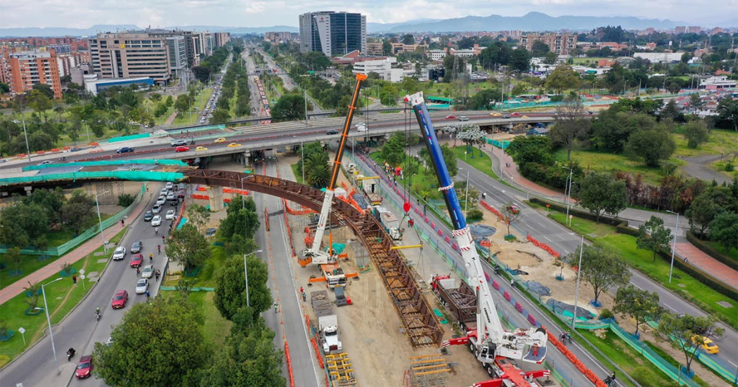 Culminó con éxito izaje del puente conectante de la avenida 68 con calle 26