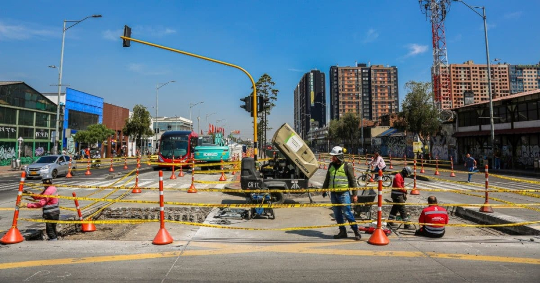 En horario nocturno avanzan obras de mantenimiento en la calle 13 