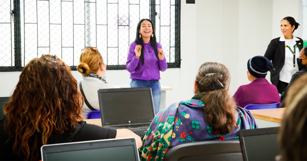 Cursos gratuitos de Word, Excel e internet para mujeres ¡Consulta aquí! 