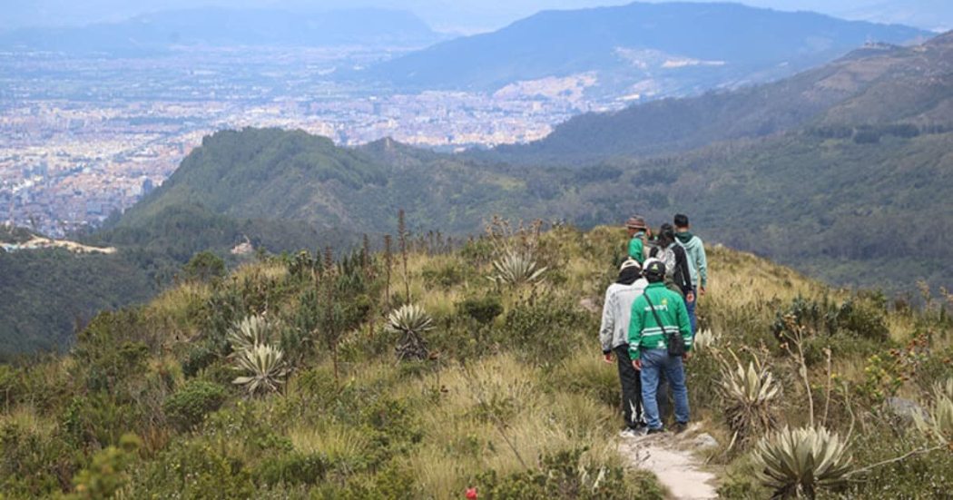 Distrito habilita tres caminos en los Cerros Orientales en Bogotá