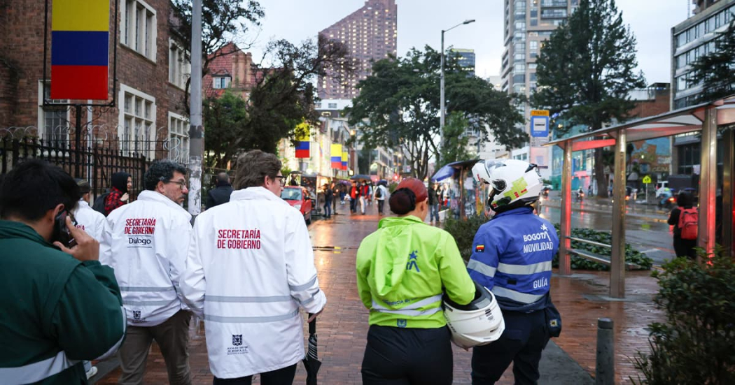 funcionarios garantizan movilizaciones de taxistas en bogotá 