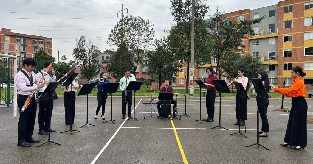 Con música, Distrito reconoce a los barrios de Bogotá que consumen menos agua