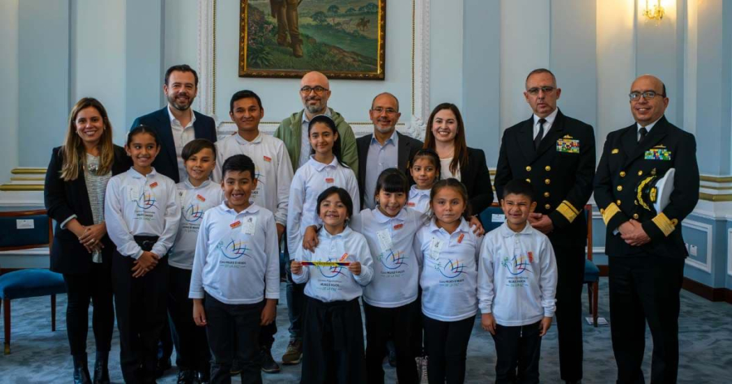 Coro Hijos e hijas de la paz viaja a Bélgica a recibirán buque Gloria