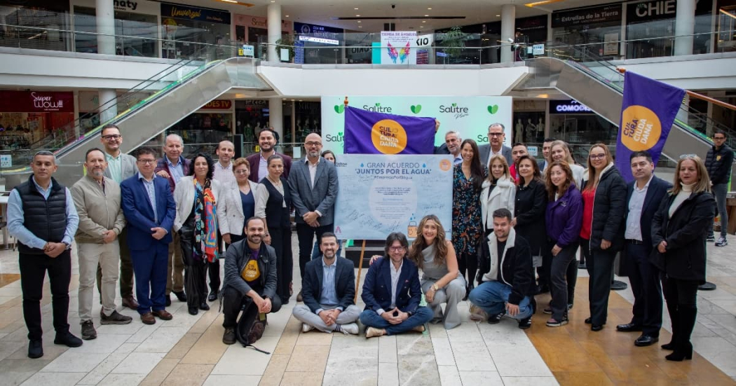 Racionamiento de agua en Bogotá centros comerciales se unen a campaña